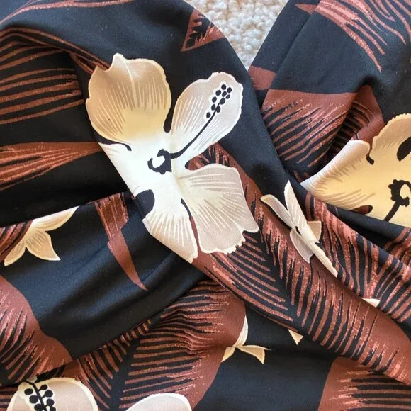 NWT Lands' End Plus Standard Vneck Wrap Underwire Floral Palm Tankini Swim Top - Picture 6 of 13